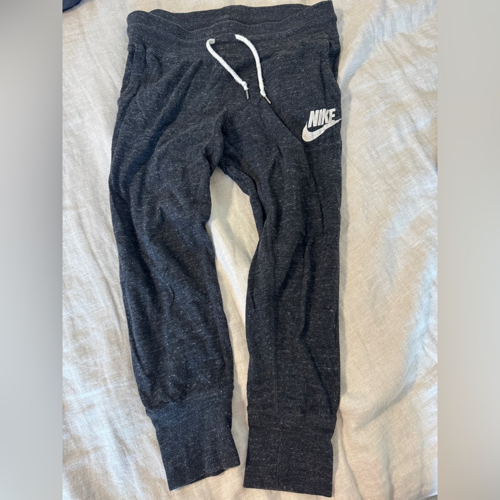 Nike joggers